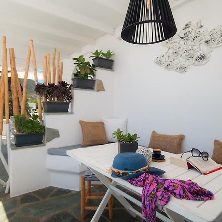 Miles Away Luxury Apartments Platis Gialos  Buitenkant foto