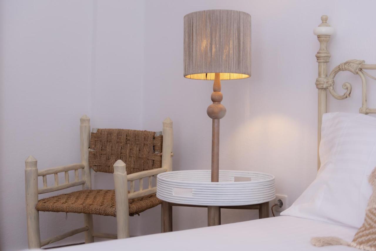 Miles Away Luxury Apartments Platis Gialos  Buitenkant foto
