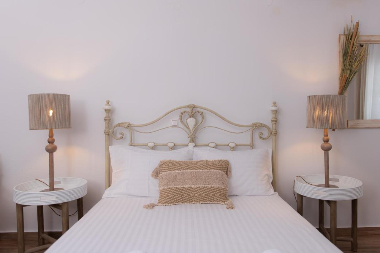 Miles Away Luxury Apartments Platis Gialos  Buitenkant foto