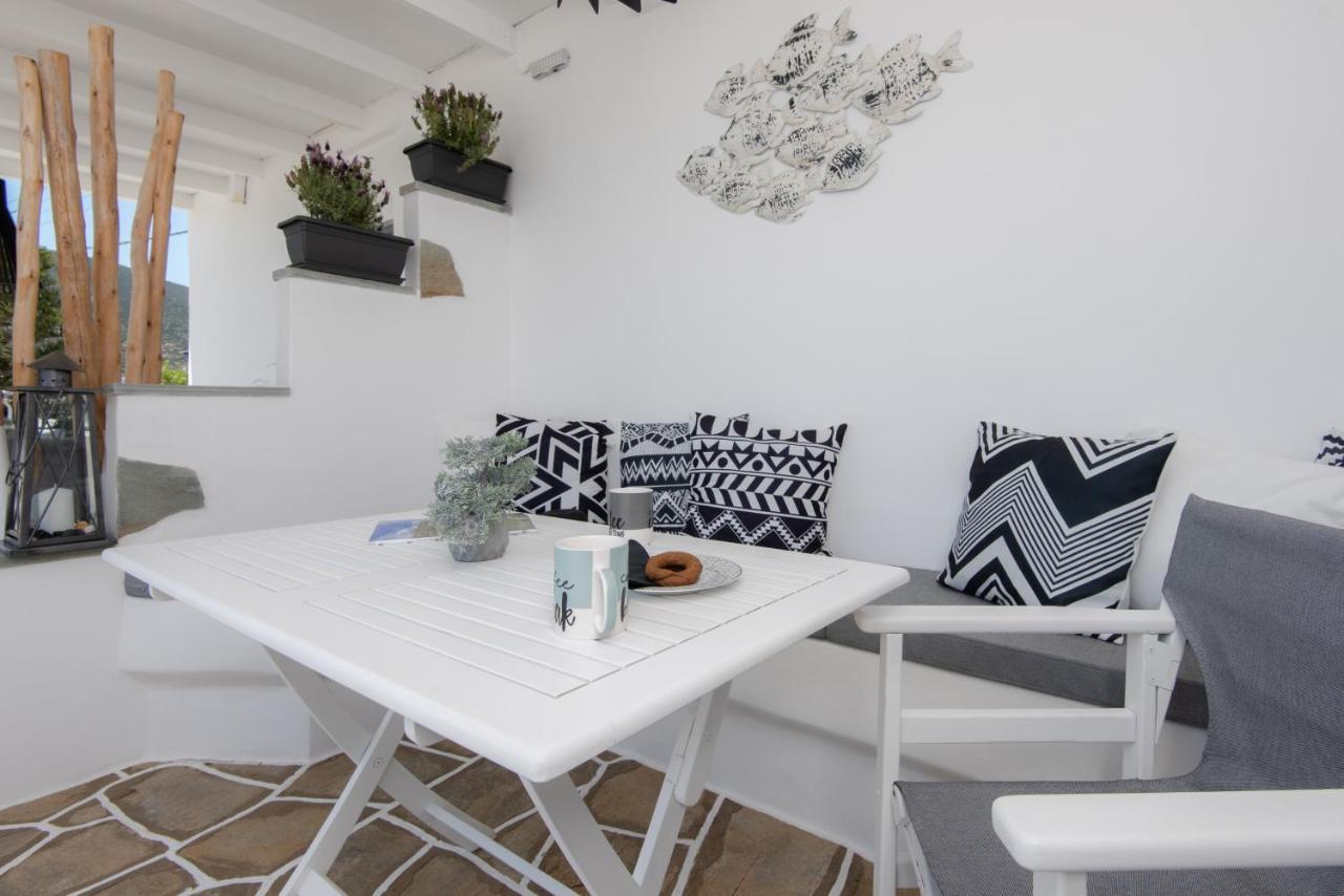 Miles Away Luxury Apartments Platis Gialos  Buitenkant foto