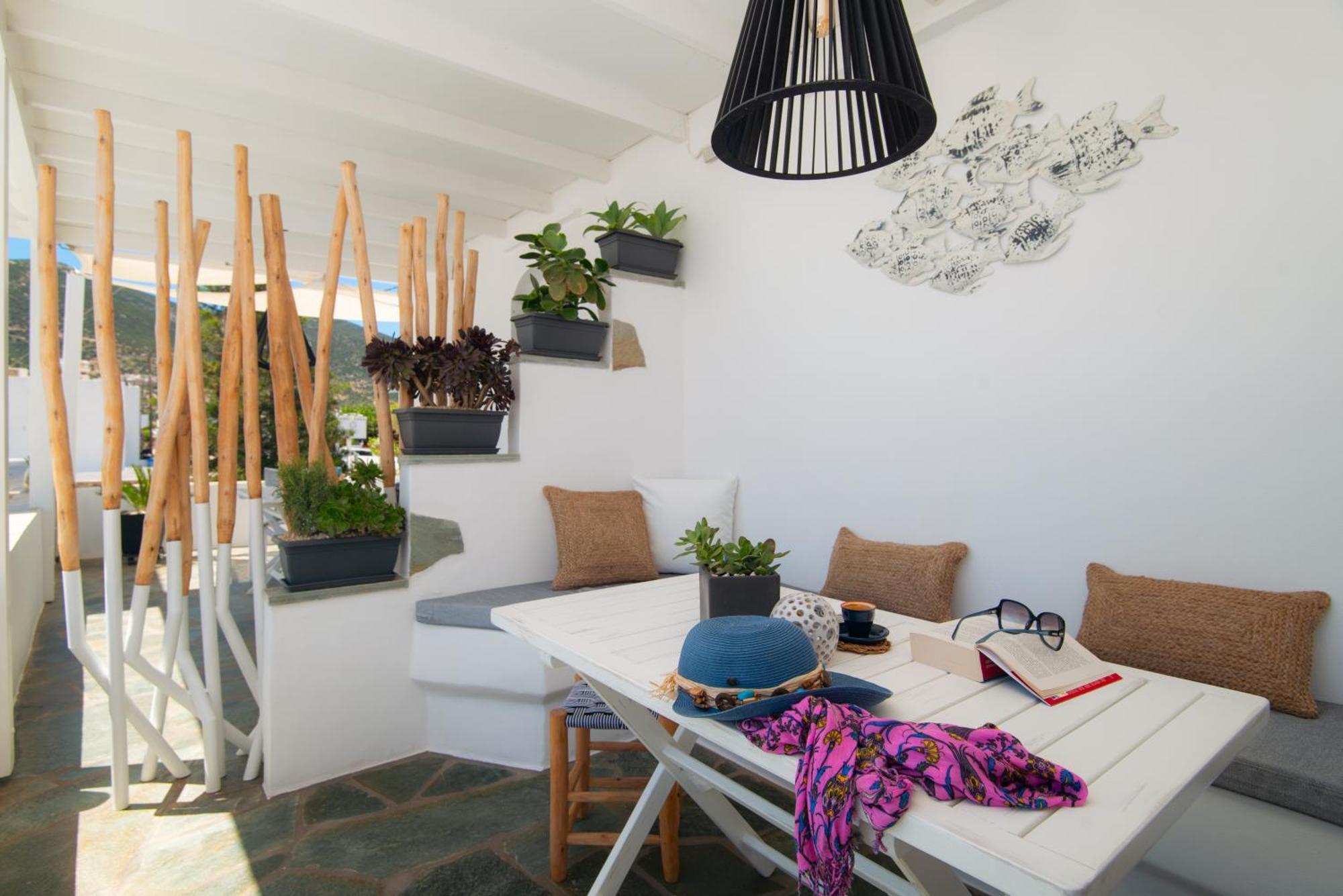 Miles Away Luxury Apartments Platis Gialos  Buitenkant foto