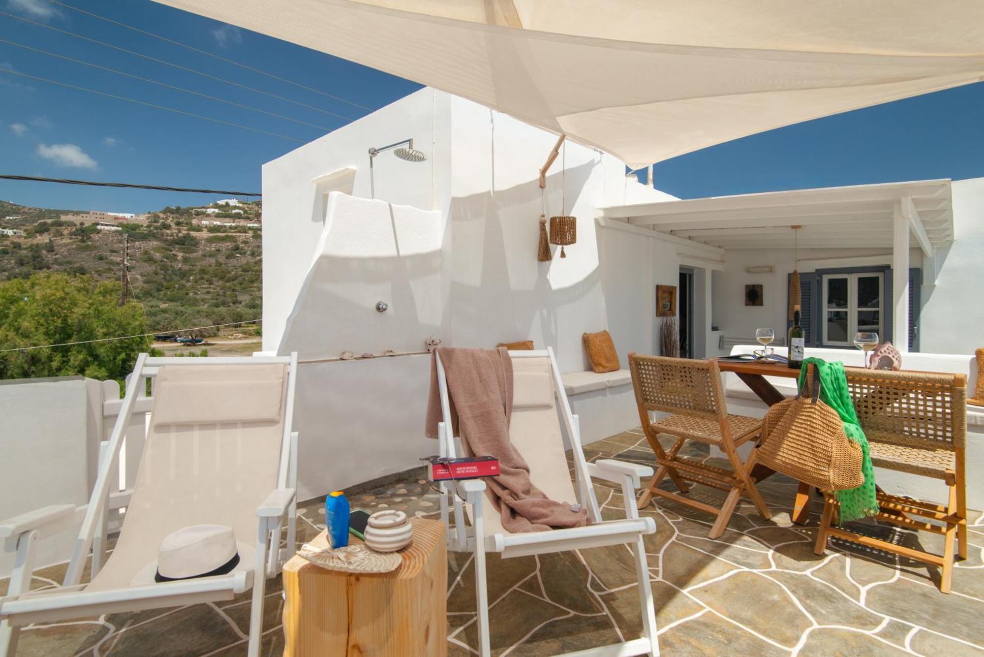 Miles Away Luxury Apartments Platis Gialos  Buitenkant foto