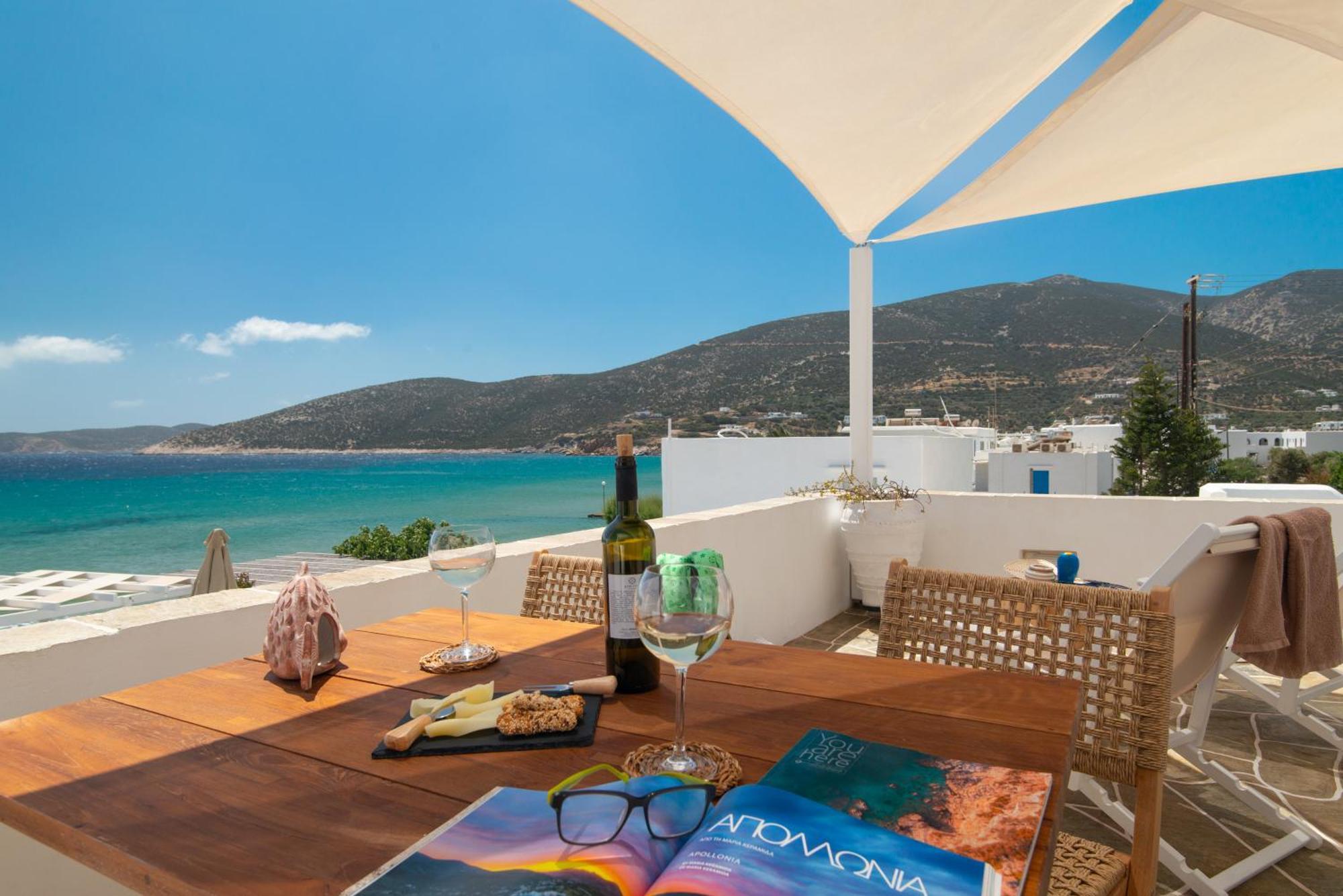 Miles Away Luxury Apartments Platis Gialos  Buitenkant foto